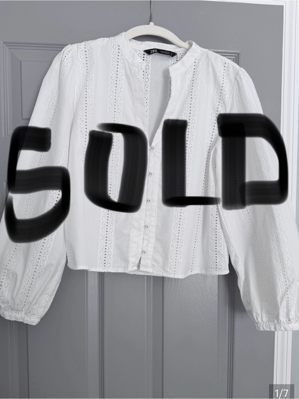 Zara White Eyelet Button-Front Blouse, size medium, 100% cotton